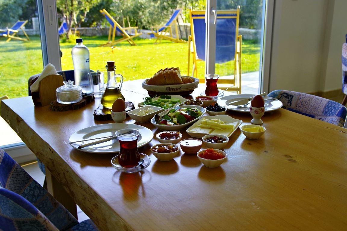 Clementin Suits Siğacık Exteriér fotografie